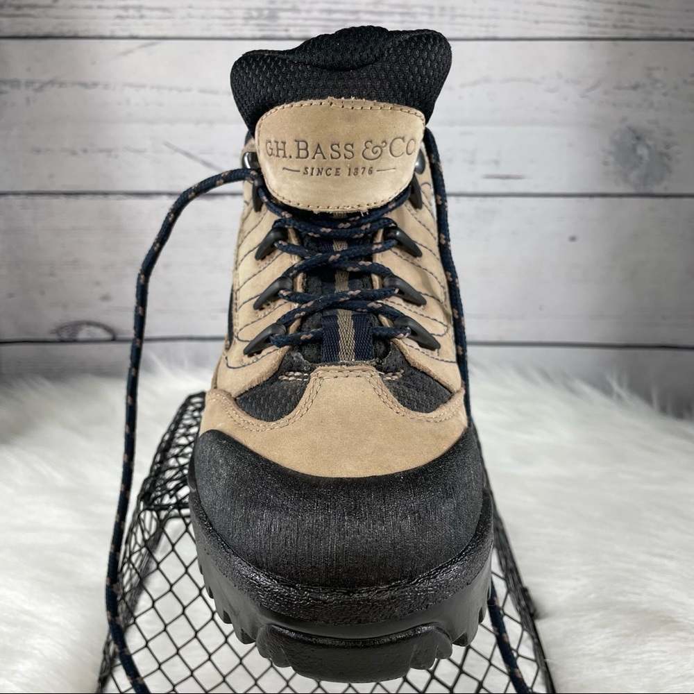 GH BASS & Co. Leather Hiking Trail Boots Women's, Model 3199 - Picture 13 of 14